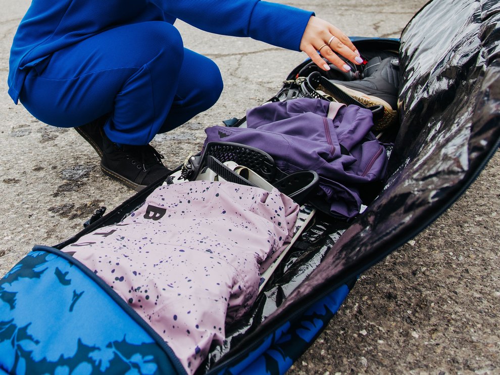 How to Pack: Tips for a Snowboard Trip