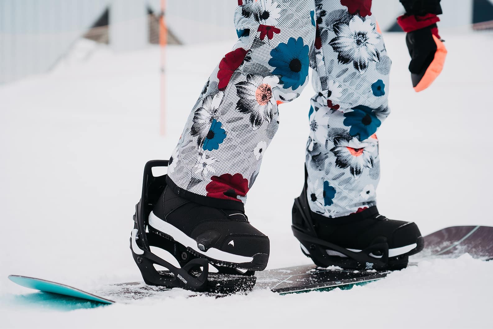 My pants is completely stuck in the mechanism of my step on bindings :  r/snowboarding