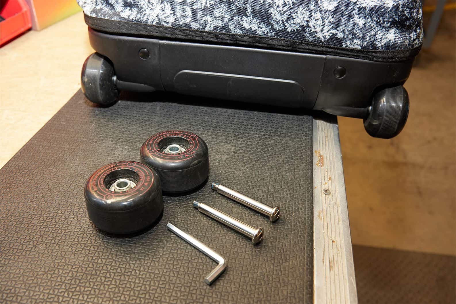 How to Install a Burton Luggage Wheel Replacement Kit | Burton Snowboards