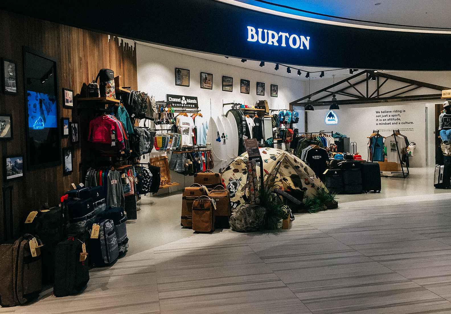 Burton Busan Store | Burton Snowboards HU