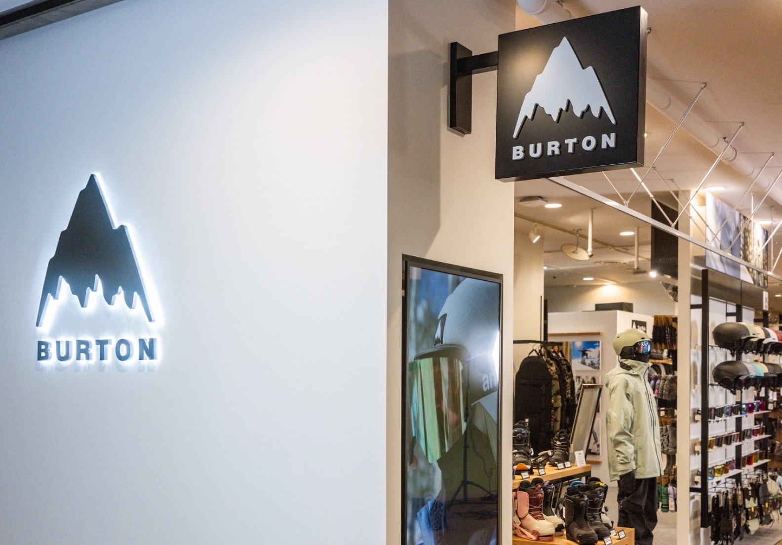Localisateur de magasins Burton | Magasin emblématique, magasin entrepôt et  partenaire de vente | Burton - Planches à neige CA