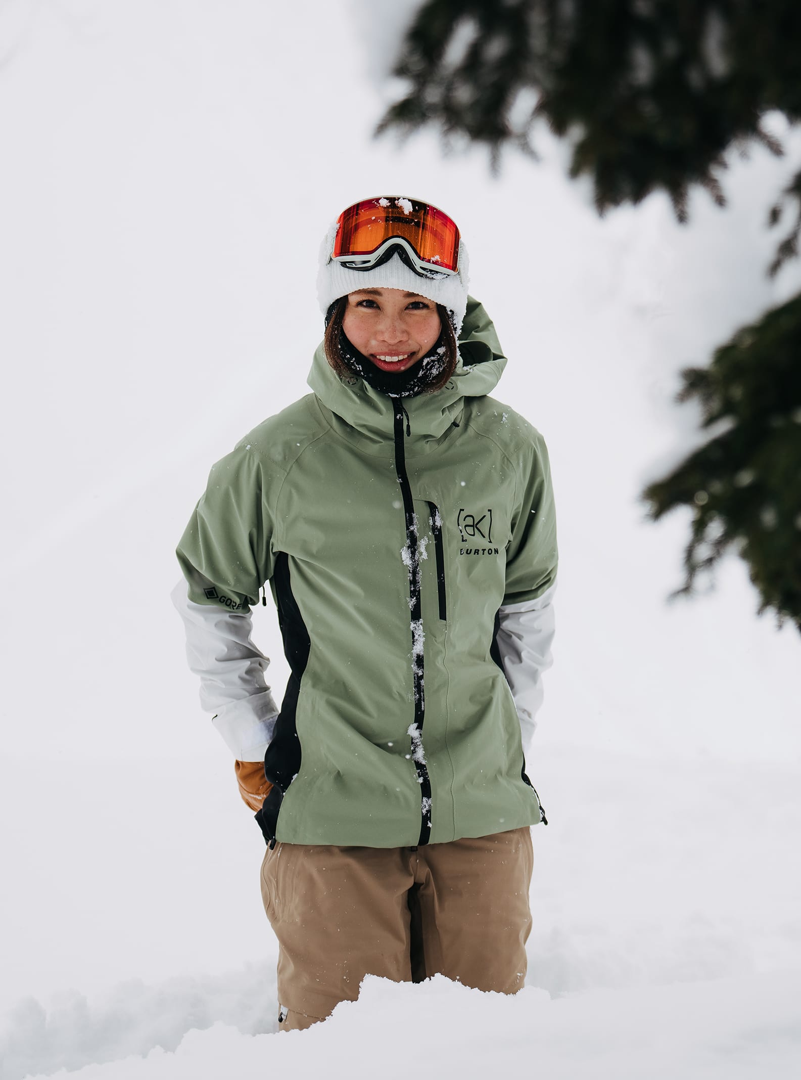 Women's [ak] Upshift GORE-TEX 2L Jacket | Burton.com Winter 2023 US