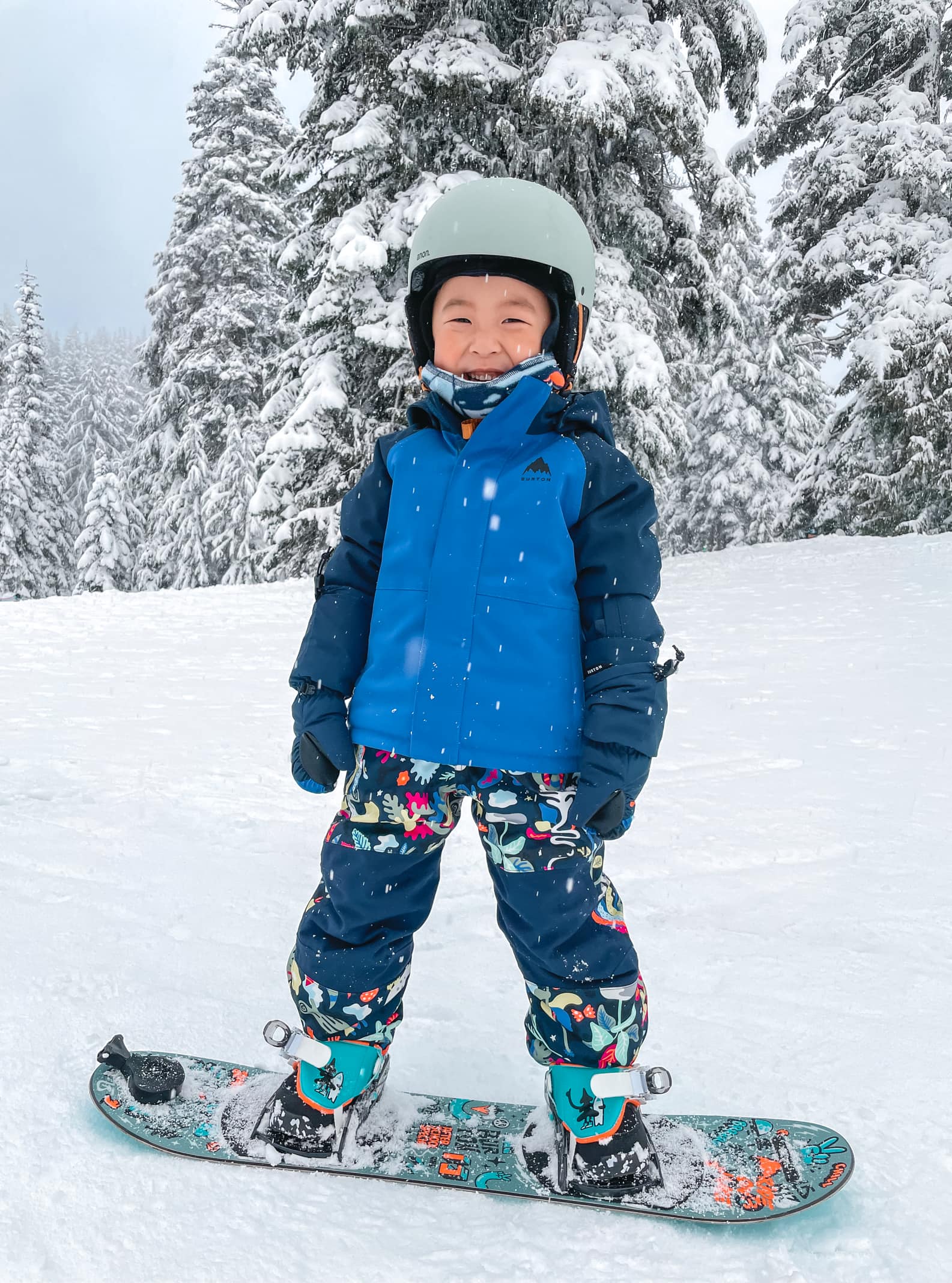 Toddlers Snowboarding Gear and Apparel | Burton Snowboards EE